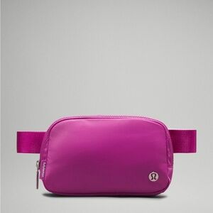 NEW LULULEMON EVERYWHERE BELT BAG POW PINK TONE